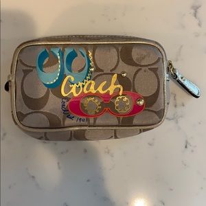 Small coach wallet/coin pouch